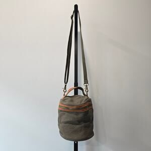 TSD Brand Pine Hill Canvas Bucket Bag Purse in Olive Green Canvas‎
